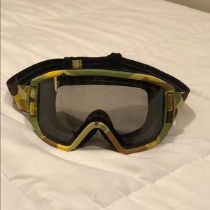 Anon Ski Goggles w/Magnetic Face guard